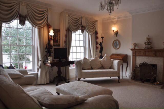 Modern Regency Townhouse *